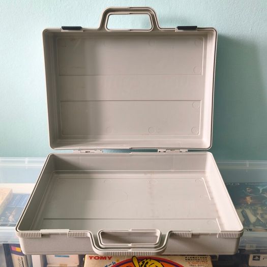 Nintendo Super Famicom SNES Storage Case.