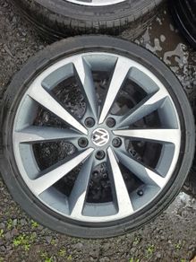 18" Vw Alloys with tyres