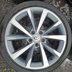 18" Vw Alloys with tyres