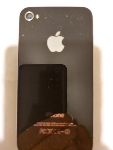 Apple Iphone 4, Black, 8GB, in excellent condition, Vodafone network