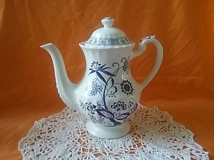 Blue Nordic by J & G Meakin Coffee/ Teapot