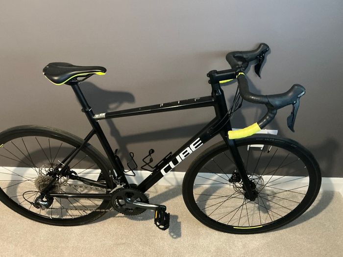 Cube Attain Race Road Bike