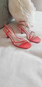 Coral Dressy Sandal/Kitten heel - Size 3