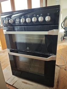 Double Oven freestanding INDESIT