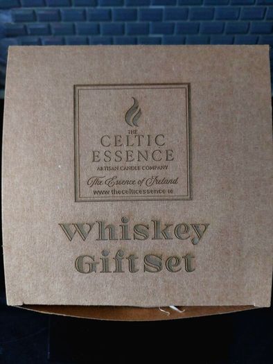 Whiskey Gift Set with Personalised Whiskey Glass