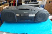 SONY CD RADIO CASSETTE-CORDER Model No. CFD-6, in very good cosmetic condition