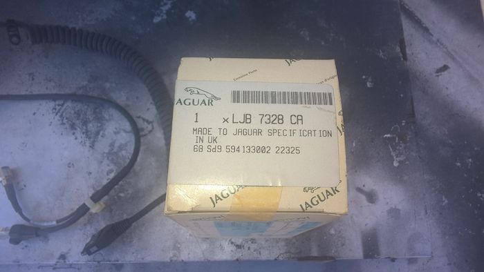 Genuine Original Jaguar In Car Phone Extension Harness Cable LJB 7328CA