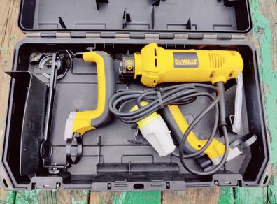 DeWalt Cutout Tool 660SK