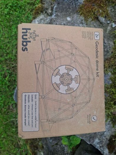 geodesic dome kit , build by hubs