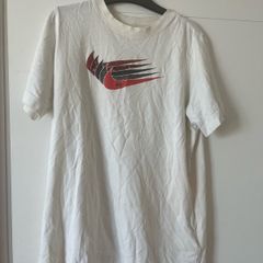 Nike t shirts