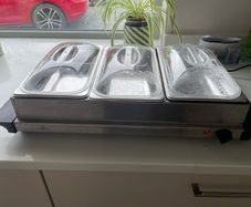 Electric buffet server
