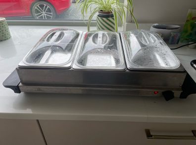 Electric buffet server
