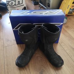 motorcycle boot
