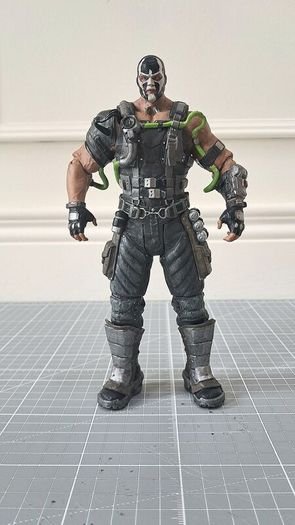 DC Collectibles Batman Arkham origins Bane action figure (2013)