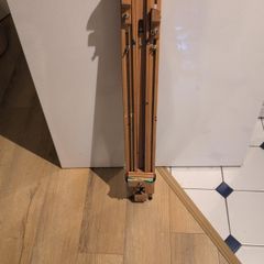 folding field easel
