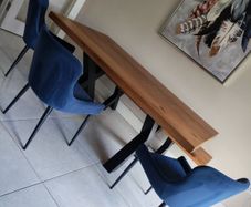 Kitchen table