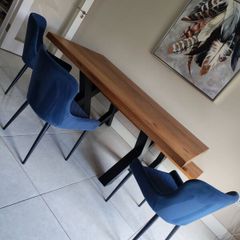 Kitchen table