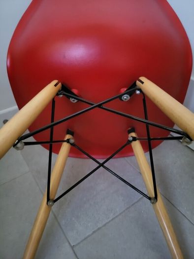 Red kitchen dining chairs