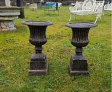 Urn 5 D6570