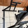 Large Gym Bundle, 100kg Metal Weights Set, 250kg Rated Heavy Sqaut Rack, Weight Bench, Aerobic Step And More!!! Image 9