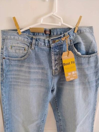 Dunnes vintage series cotton jeans 36 waist and 32 leg in excellent condition and new with tags FREE STANDARD POSTAGE INCLUDED