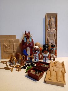 Playmobil Egyptian Pyramid 4240 Figures and Accessories Only 2008