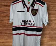Man Utd ( Retro /giggs 11 )jersey , Size : L.