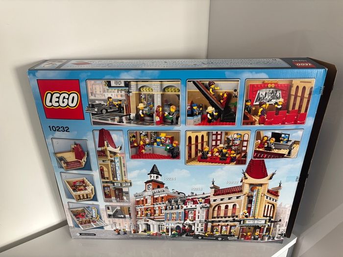 LEGO Creator Lot 6 Sets - 10232 10251 10246 10260 10218 10243