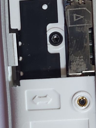 Docomo X DTAB, 16GB, Model d-01G. takes a sim and SD Card, great for watching youtube etc, nice compact 8 inch Tablet