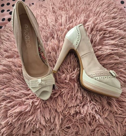 Selection of Brand New Size 5 Shoes