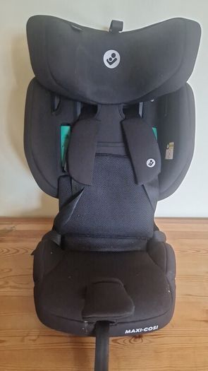 Maxi Cosi Nomad car seat