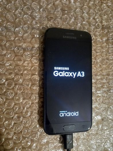 Samsung Galaxy A3 - Black