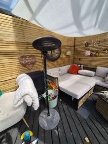 Outdoor electric heater
