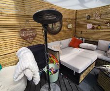 Outdoor electric heater