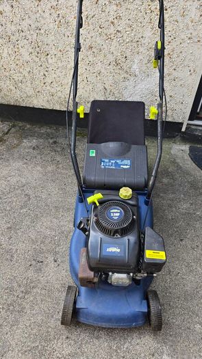 petrol push lawn mower