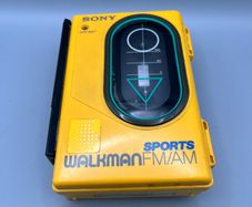 Sony Walkman WM-F35 Sports FM/AM Cassette Player. Partially Works