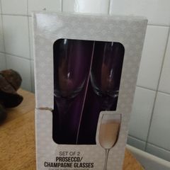 Set of two Prosecco/ Champagne Glasses