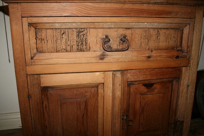 Wooden Chest of drawers
