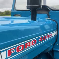 Ford 4000