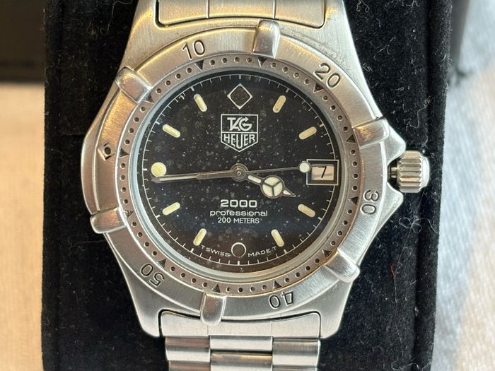 TAG Heuer 2000 Professional 200M Quartz