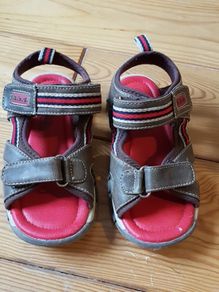 Size 29 (11) Bubble Gummers Sandals
