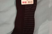 black uniqlo socks