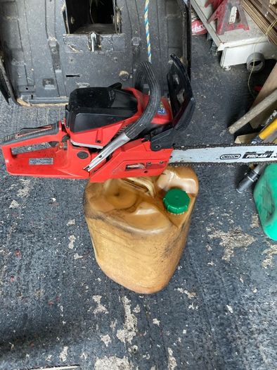 chainsaw