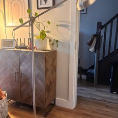 Floor lamp