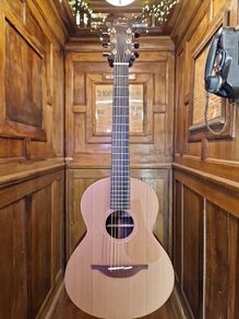 Lowden WL-25