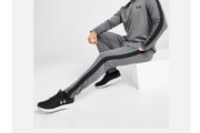 Under Armour grey tracksuit (large)
