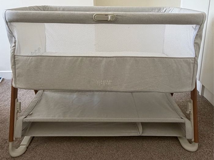 Lua Bedside Crib Excellent Condition