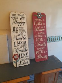 pair of pictures