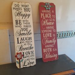 pair of pictures