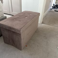 Velvet Storage Ottoman with Lis